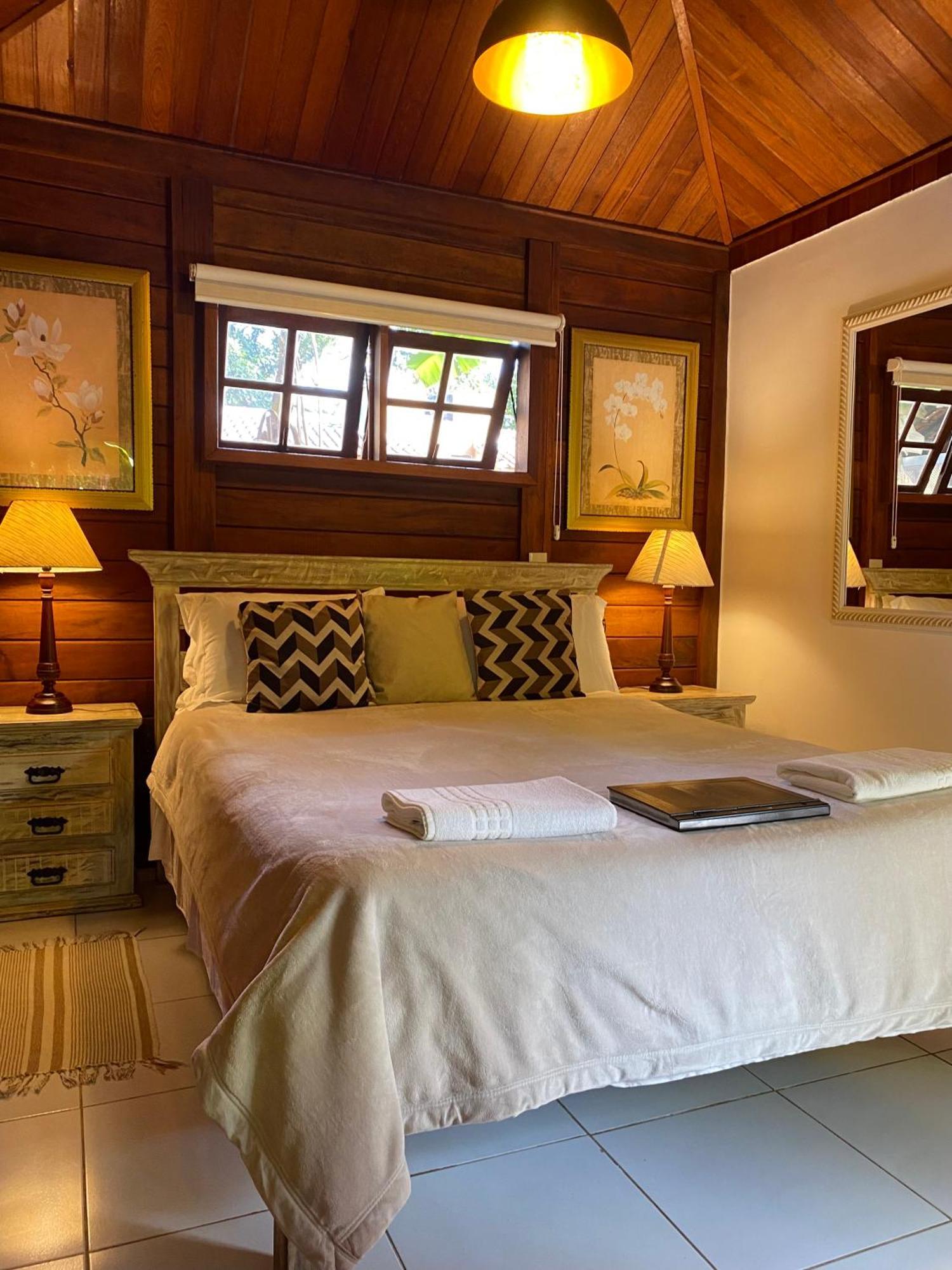 Aratinga Inn Vila do Abraao Ngoại thất bức ảnh